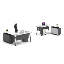 مكتب أبيض بأرجل رصاصية وبعدة مقاسات